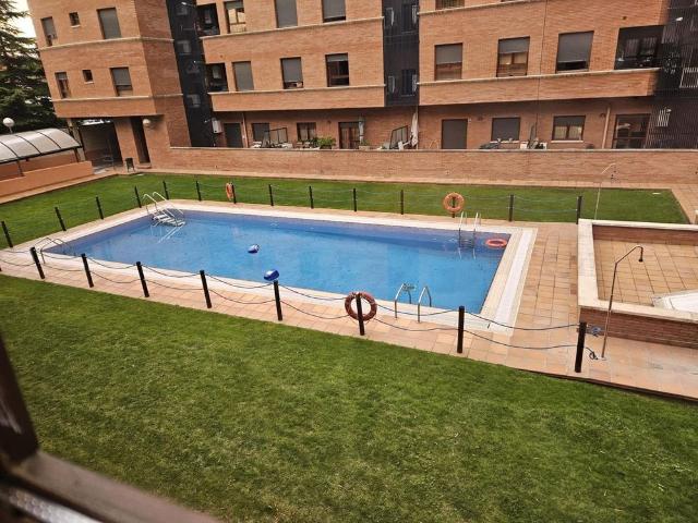 Alquiler de piso en Residencia