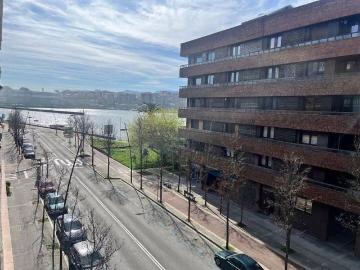 Plaza de Santa Ana, Bilbao, Las Arenas, Getxo, Vizcaya, País Vasco