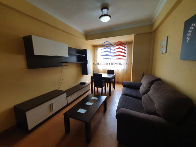 ALQUILER DE PISO PARA ESTUDIANTES EN AV. LA HABANA – ZONA CENTRO OURENSE – 900 €/MES COMUNIDAD INCLUIDA