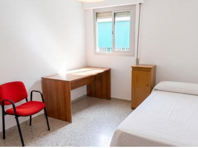 ? Alquiler de Piso para Estudiantes en La Chana – Las Torres, Granada Ref: DLR 1714