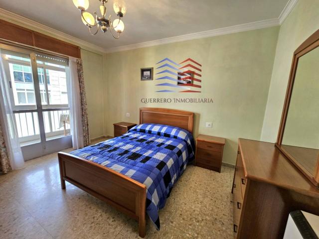 ALQUILER DE PISO PARA ESTUDIANTES EN ZONA CARBALLEIRA – CALLE NICÓMEDES PASTOR DÍAZ – 750€ COMUNIDAD INCLUIDA