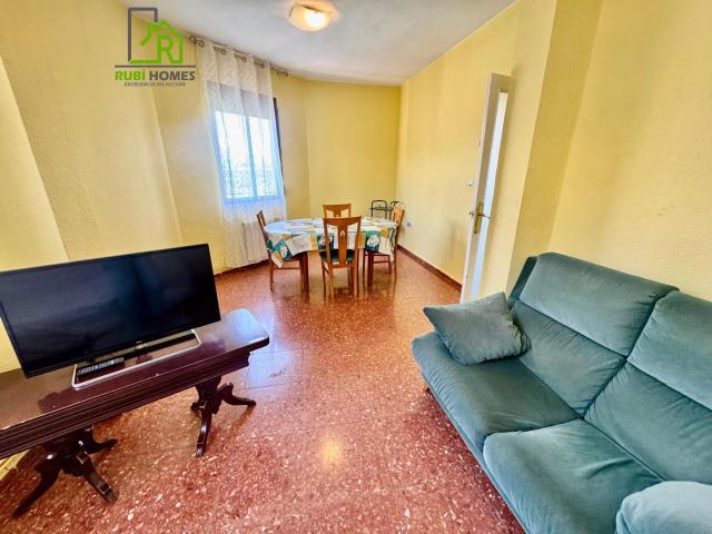 PISO EN ALQUILER – ZONA BEIRO
