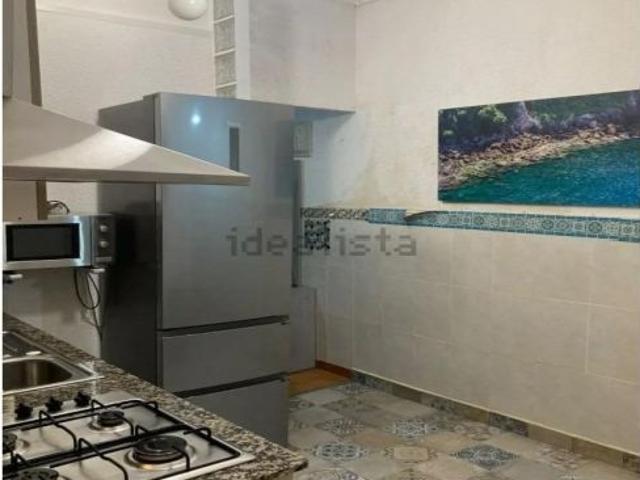 ALQUILER DE PLANTA BAJA ZONA CAROLINAS BAJAS DE 3 DORMITORIOS