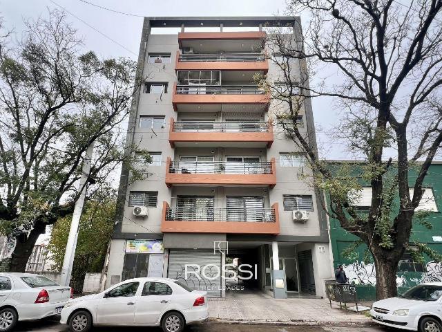 Alquiler Depto 2 Amb. con Terraza Privada c/ Parrilla y Baulera | a 150 m Estaci?n Moreno
