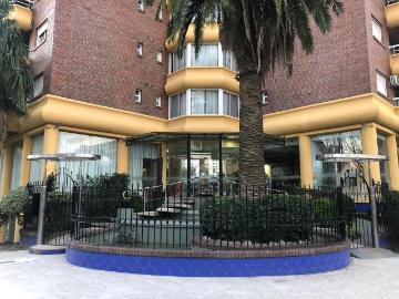 ALQUILER Depto. 3 amb en Edificio Barcelona III