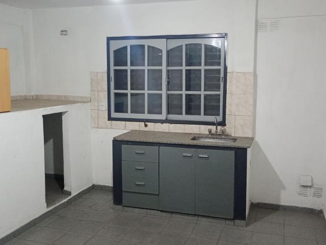 ALQUILER DEPTO DE 3 AMBIENTES