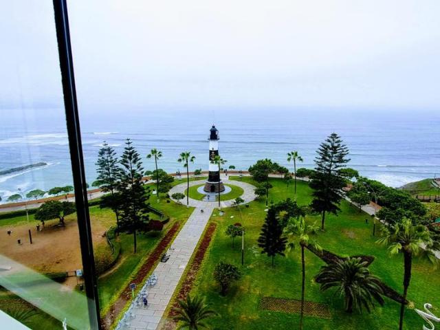 ALQUILER DEPA CON VISTA AL MAR EN MIRAFLORES DPTO 1001
