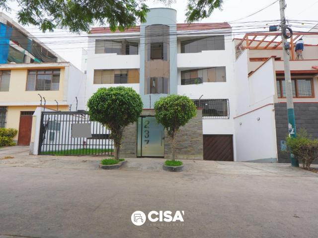 Alquiler Depa por Paseo La Castellana – Surco | 3 Dorm| 2 Cocheras| s/.3,300
