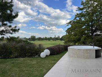 Alquiler Departamento 3 Amb en Pilar Golf Club con Cochera y Vista al Golf