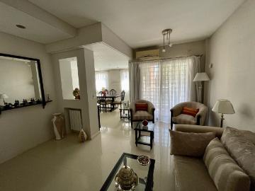 Alquiler Departamento 3 dormitorios, 2 cocheras, 130m2, Lavalle 300 piso 4, Centro | Argenprop