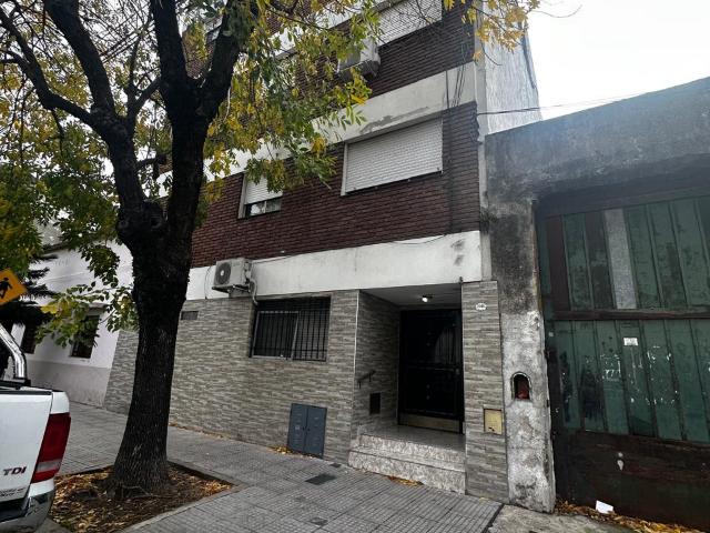 Alquiler Departamento 3 dormitorios, Contrafrente, Cosquin 2000 piso 1, Mataderos | Argenprop