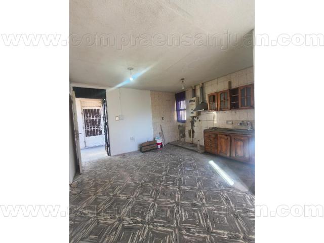 Alquiler Departamento 3 Habitaciones Con Cochera. Chimbas