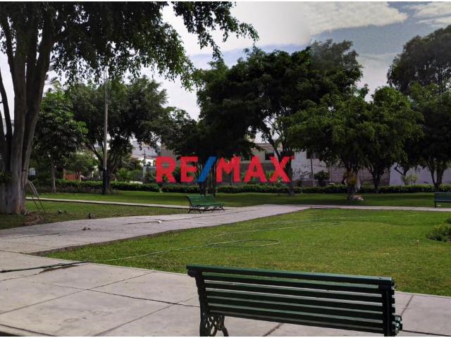 Alquiler Departamento 3Er Piso Con Vista A Parque – La Molina Zona Residencial