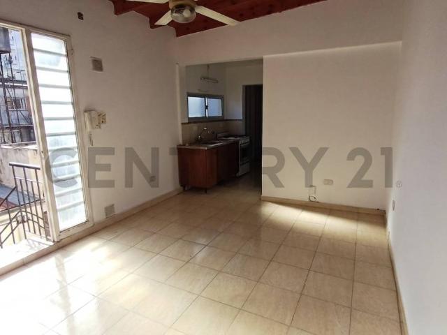 ALQUILER departamento 1 dormitorio + escritorio SIN EXPENSAS