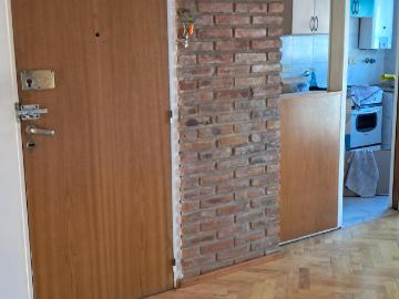 Alquiler Departamento 25 años 2 dormitorios, con balcón, Frente, Ituzaingó 500 piso 1, Republica De La Sexta | Argenprop