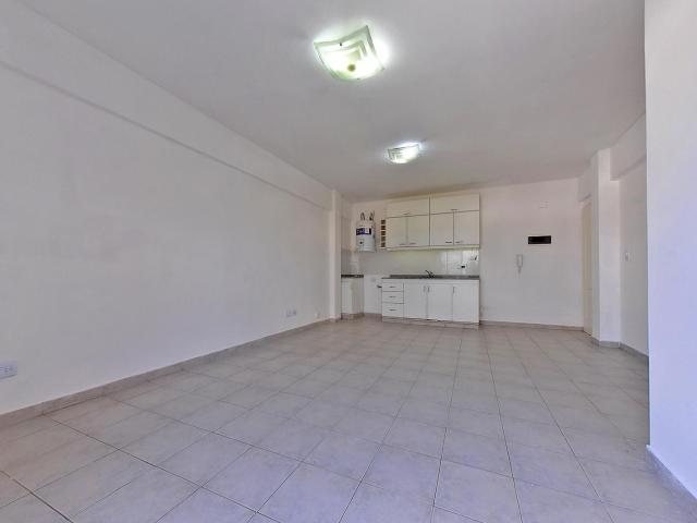 ALQUILER DEPARTAMENTO 2 AMB. EN MORON CON COCHERA