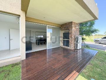 Alquiler Departamento 2 ambientes con Jardín Propio
