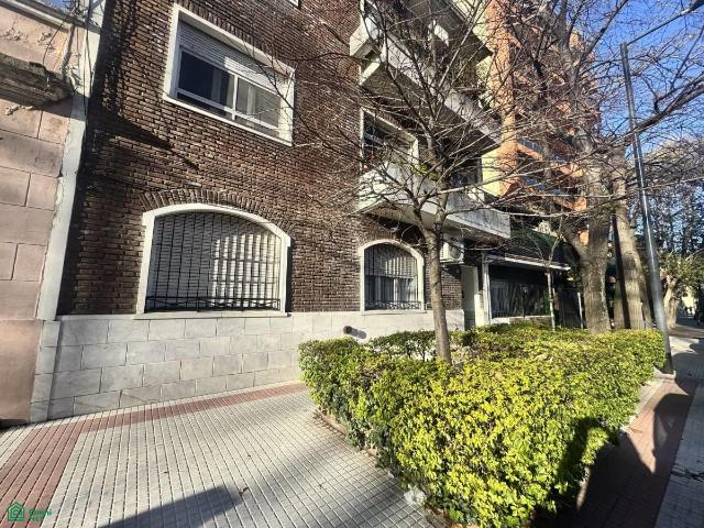 Alquiler departamento 2 ambientes en Coghlan