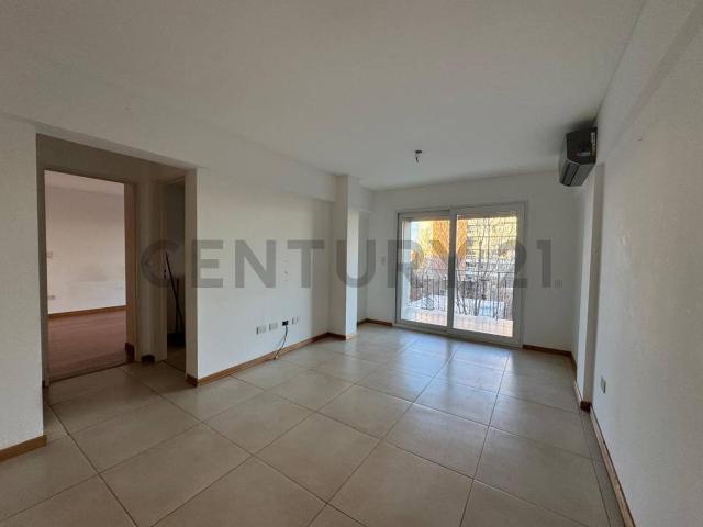 Alquiler departamento 2 ambientes en Ituzaingó edificio los manzanos