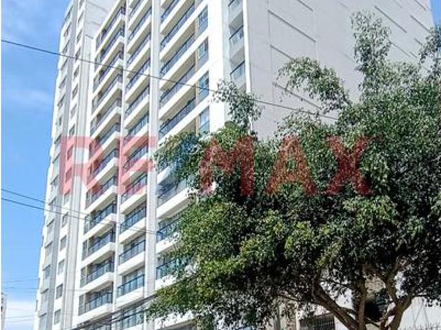Alquiler Departamento 2 Dorm + Escritorio En Barrio Médico