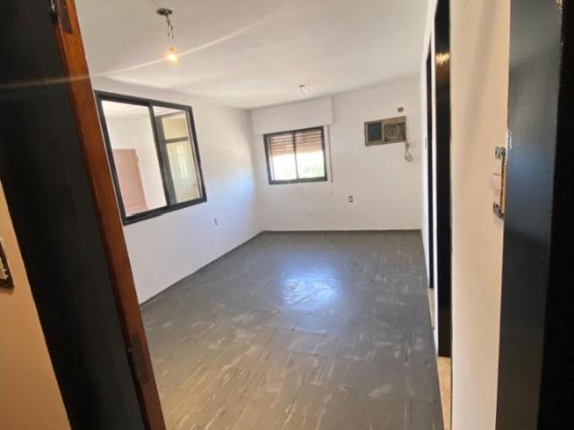 Alquiler Departamento 2 Dormitorio Con Balcón Y Living Comedor. Capital