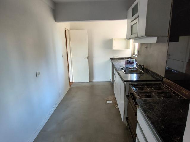 Alquiler Departamento 2 dormitorios 40 años, Norte, 65m2, Av. Pellegrini 1100 piso 8, Centro | Argenprop