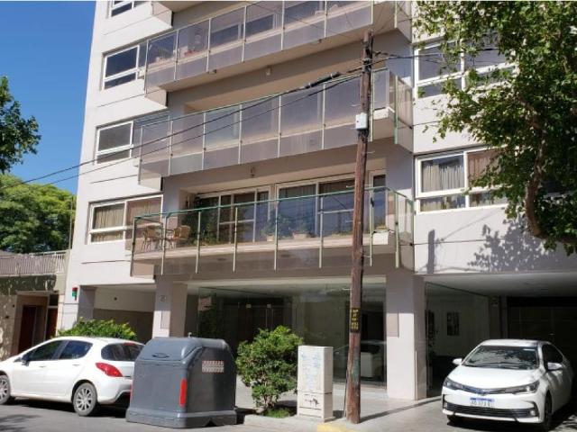 Alquiler Departamento 2 Dormitorios A Metros De Santiago Del Estero Y Libertador Edificio Catamarán 6