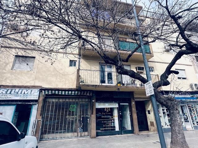 Alquiler Departamento 55 años 1 dormitorio, 36m2, Lateral, Parque Avellaneda | Argenprop