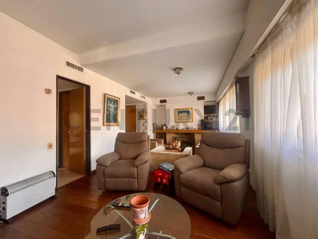 ALQUILER DEPARTAMENTO AMOBLADO DE 5 AMBIENTES con cochera PALERMO CABA