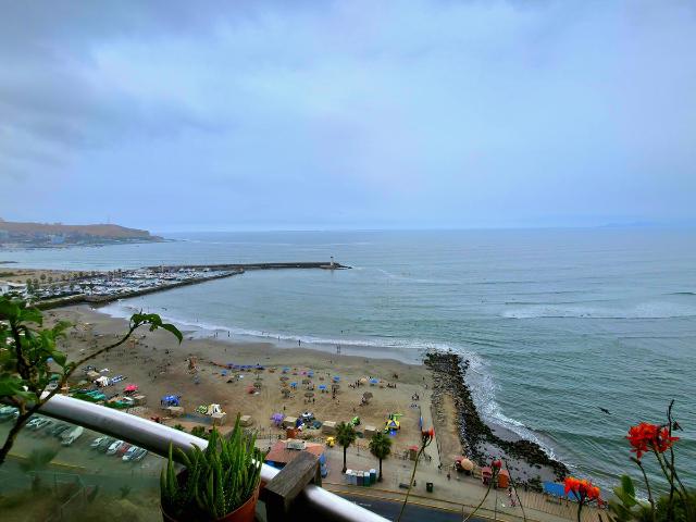 Alquiler departamento Barranco – Acantilado – Vista al mar