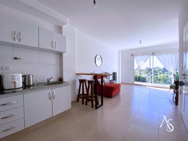ALQUILER departamento DOS ABIENTES balcon frente y contra frente