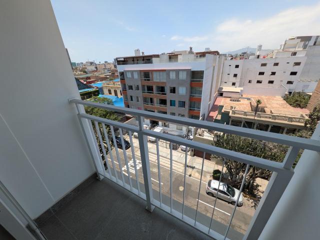 Alquiler de departamento de estreno en San Miguel | 2 dormitorios con balcón en el principal