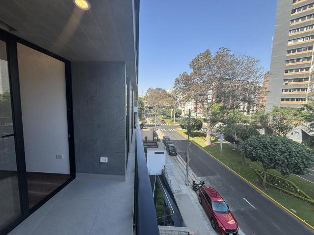 Alquiler departamento de estreno, 3D, balcón con vista al parque Reducto, 1 estacionamiento