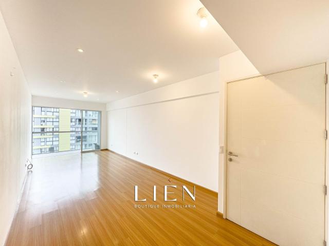 Alquiler departamento en Jesús María con balcón, vista externa, 1 cochera y 1 depósito