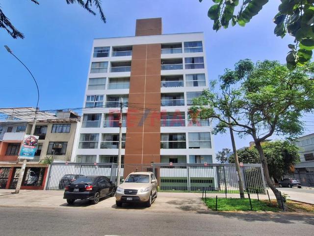 Alquiler Departamento En Lince | 3 Dormitorios + Cuarto De Servicio