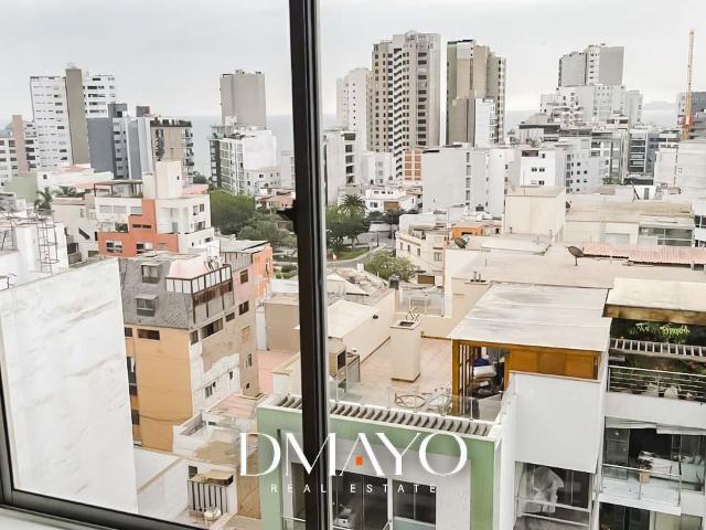 ALQUILER Departamento en Miraflores de 2 dormtorios 1 cochera vista al mar