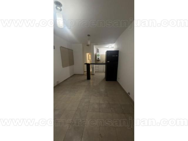 Alquiler. Departamento En Rivadavia 1 Hab Con Cochera
