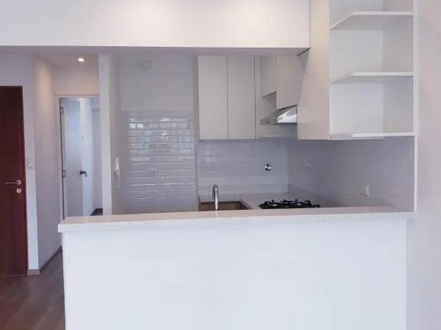 Alquiler departamento en tercer piso de estreno en pueblo libre