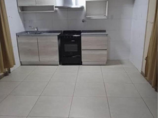 Alquiler. Departamento Sobre Calle Alem. Capital