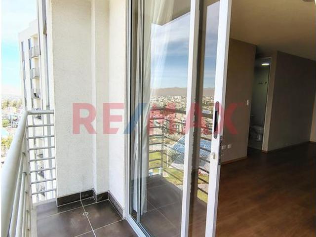 Alquiler Departamento Semi Estreno Y Recién Remodelado En Condominio Privado Miraflores