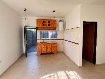 ALQUILER DEPARTAMENTO / PH 3 AMBIENTES CON PATIO Y COCHERA MONTE GRANDE