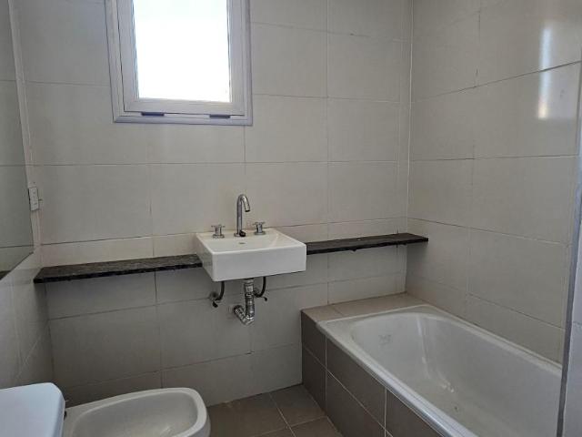 Alquiler Departamento Rosario 1 dormitorio más comodín Pichincha Balcón Frente Gas