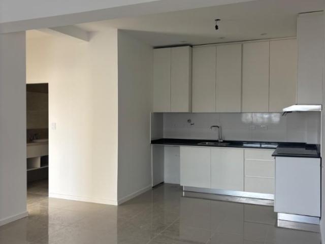Alquiler Departamento Un Dormitorio Balcón Cochera Vestidor