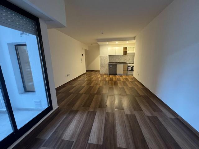 alquiler departamento un dormitorio barrio centro a metros del rio ? 52m?