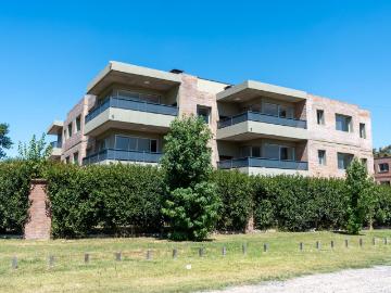alquiler departamentos de dos dormitorios balcon terraza con parrillero fisherton jj paso 8500