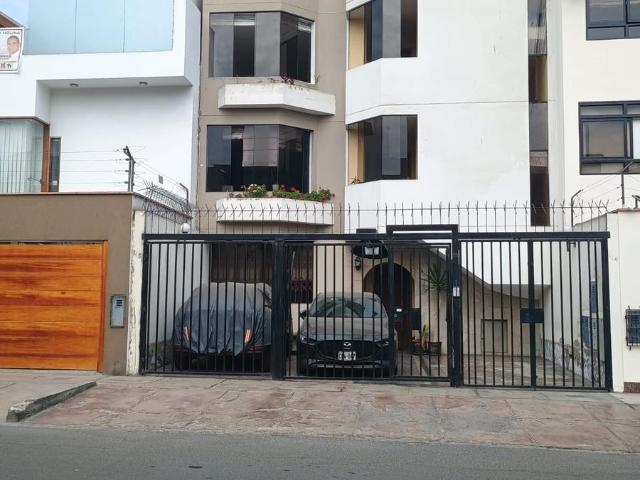 ALQUILER DPTO 1ER PISO en LA ENSENADA LA MOLINA