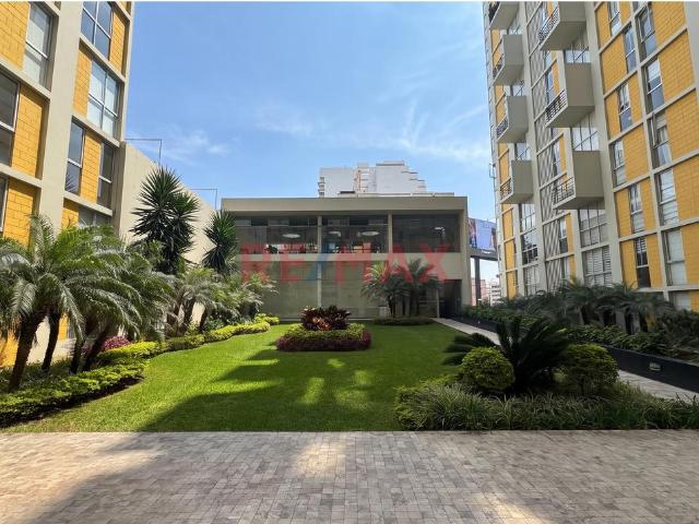 Alquiler Dúplex En Miraflores Con 1 Dormitorio 2 Baños Y 150 M²