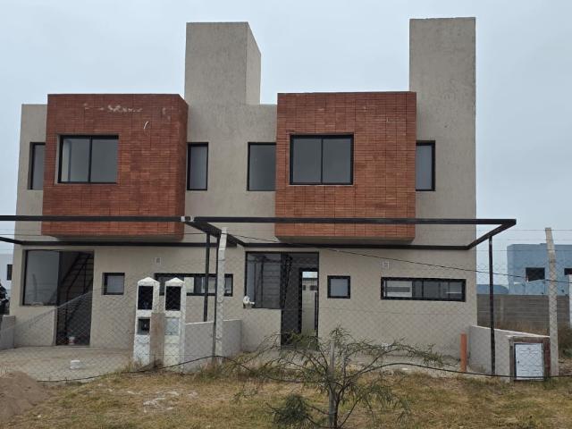 alquiler duplex terrazas de manantiales a estrenar