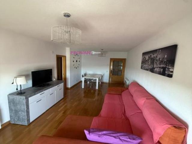 ALQUILER EN JUNCAL CON DOS DORMITORIOS, DOS BAÑOS Y PISCINA COMUNITARIA!