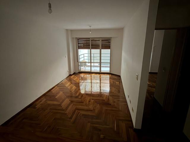 ¡ALQUILER EN NUEVA CÓRDOBA! • 1 DORMITORIO CON BALCÓN